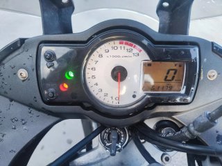 Kawasaki Versys 650 2008 Negra  limitada para A2
