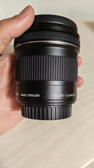 Objetivo Canon EF-S 10-18mm f/4.5-5.6 IS STM