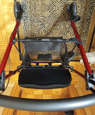 Andador plegable en perfecto estado