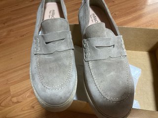 Mocasines Beige