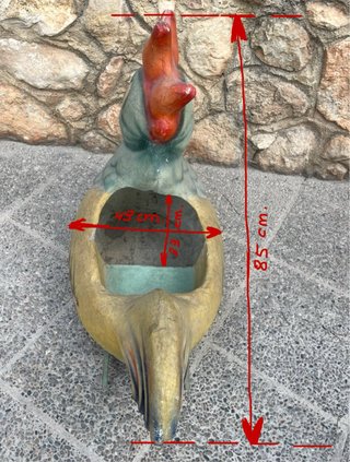 Gallo balancín de cartón piedra y base de madera