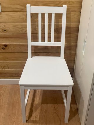 Silla IKEA PINNTORP + cojín JUSTINA como nueva
