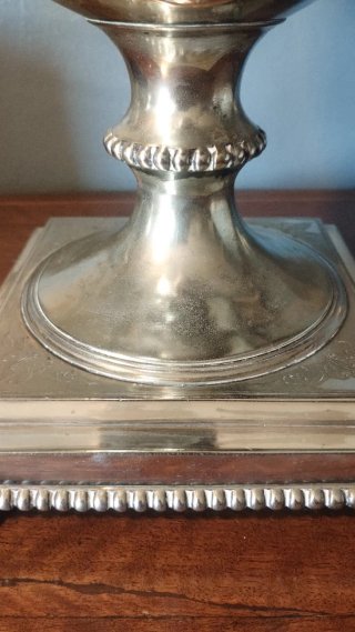 Vaso antico inglese in argento