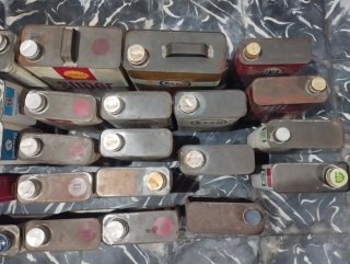 Lote 33 latas aceite antiguas