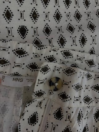 Pantalón Mango estampado