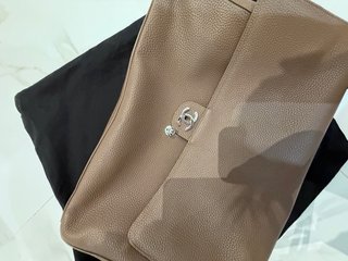 Bolso de piel Chanel Maxi 40cm