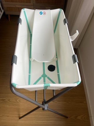 Bañera Plegable Stokke con Patas
