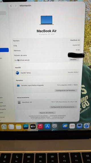 MacBook Air M2 Plata caja y factura.también cambio