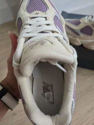 New Balance 9060 Beige/Morado