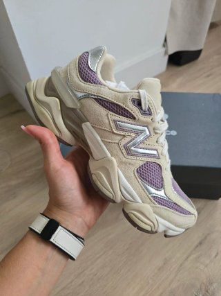 New Balance 9060 Beige/Morado