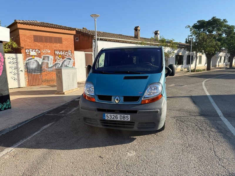 Renault Trafic 1.9 dci 2004 - foto 1