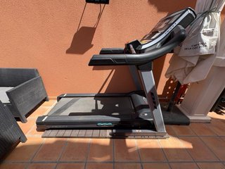 Cinta de correr profesional BH
