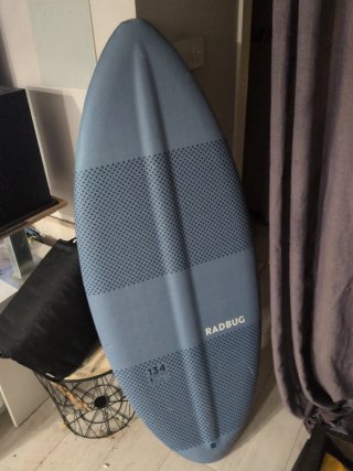 Tabla de surf Radbug 134