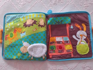 Libro de tela Jef en la granja