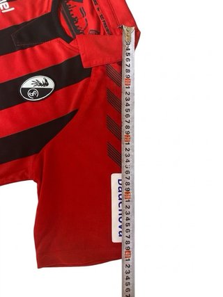 Hummel SC Freiburg futbol camiseta roja y negra