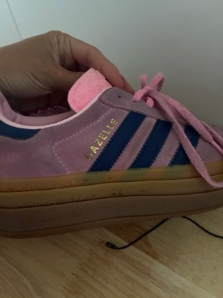 Zapatillas Adidas Gazelle rosas y azules vintage