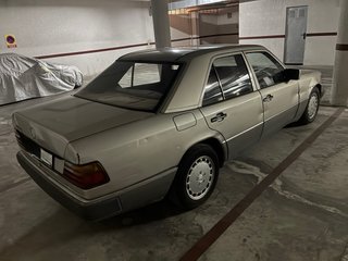 Mercedes-Benz Clase E 1990
