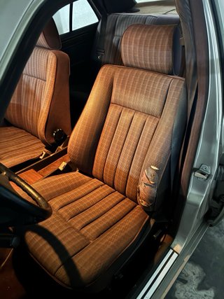Mercedes-Benz Clase E 1990
