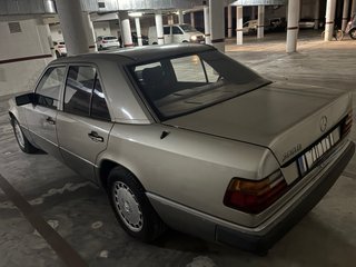 Mercedes-Benz Clase E 1990