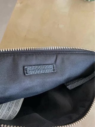 Pochette MANGO TOUCH nera e pelliccetta bianca