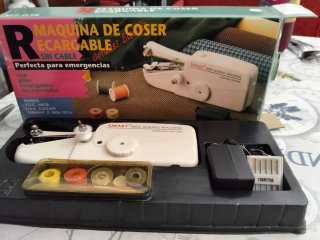Mini máquina de coser eléctrica..no envío
