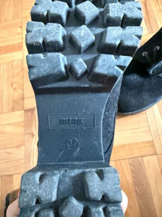 Zapatos negros de plataforma con cordones