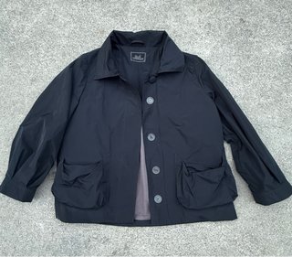 Gabardina corta Yuki Woman azul marino