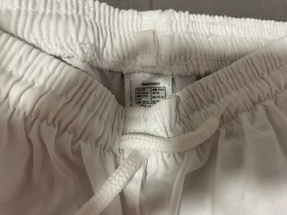 Kimono Yudo/Karate Talla 150cm edad 10-11 años