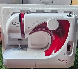 Máquina de coser Jata Génesis 695