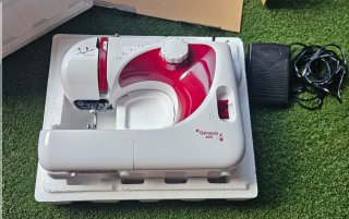 Máquina de coser Jata Génesis 695