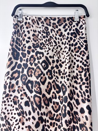 Falda Zara Animal Print Talla XS
