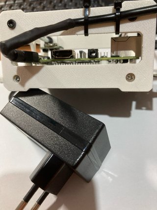 Raspberry Pi 3B+ SSD 500GB Fuente 5A