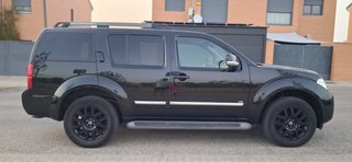 Nissan Pathfinder 2011