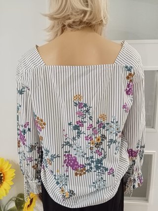 Blusa Massimo Dutti flores rayas