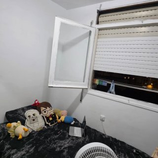 Alquilo habitación para una sola persona