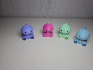 4 Dragoncitos 3D pintados a mano