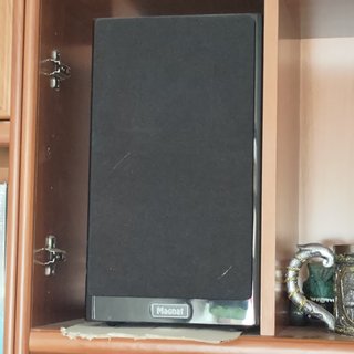 Cadena Hi-Fi YAMAHA + Altavoces MAGNAT