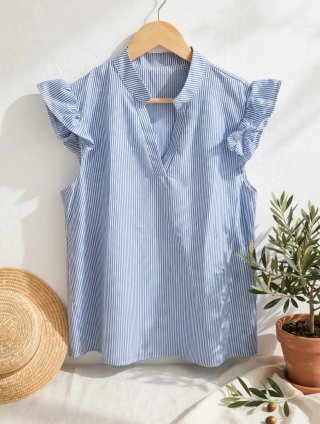 Blusa de rayas azul y blanco