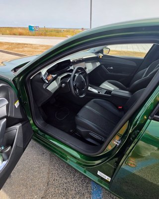 Peugeot 308 2023 Allure pack S&S EAT8