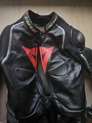 Mono Dainese Laguna Seca 2 piezas Talla 58