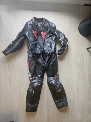 Mono Dainese Laguna Seca 2 piezas Talla 58
