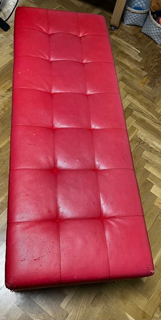 Baúl asiento polipiel rojo