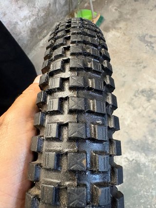 Neumático Pirelli  ML 14