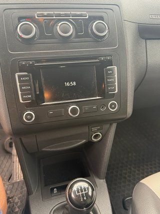 Volkswagen Caddy 2014