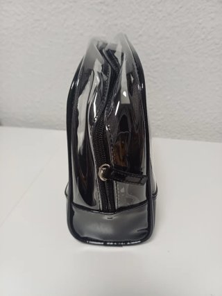 Juego de 3 neceseres transparentes y negros