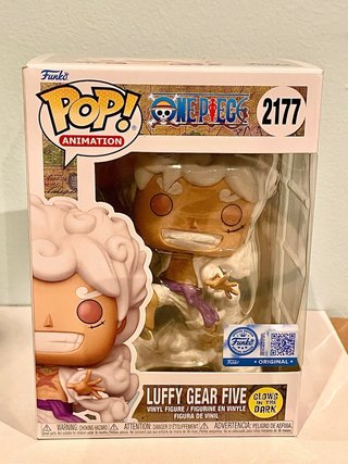 Funko Pop Luffy Gear Five 2177 Glows in Dark