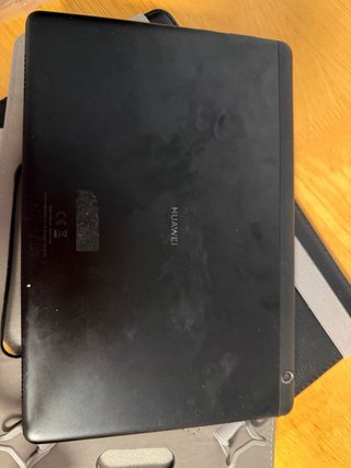 Tablet Huawei Nero con Custodia Grigia