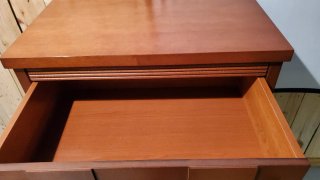 Cómoda de madera