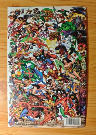 JLA vs Vengadores N°3.Grapa Ed Planeta