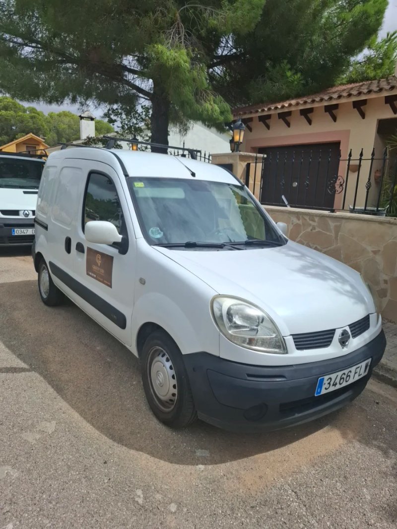 Nissan Kubistar 2007 - foto 1